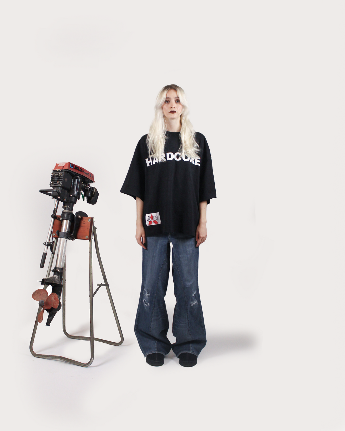 HARDCORE SQUARE TEE