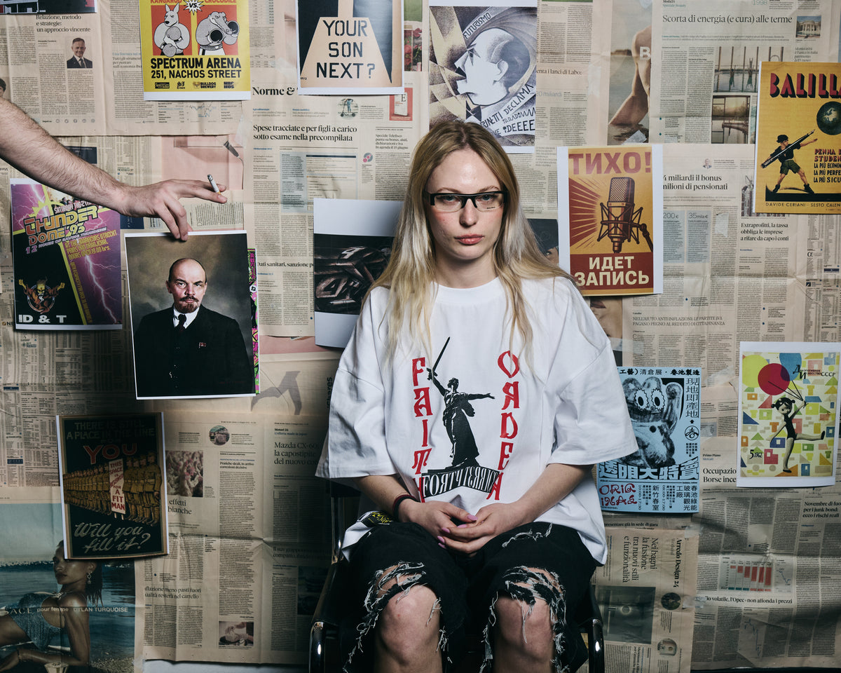 MOTHERLAND SQUARE TEE WHITE