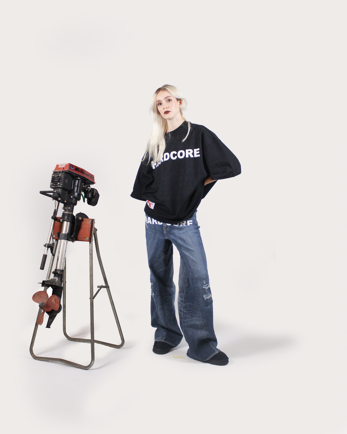 HARDCORE SQUARE TEE