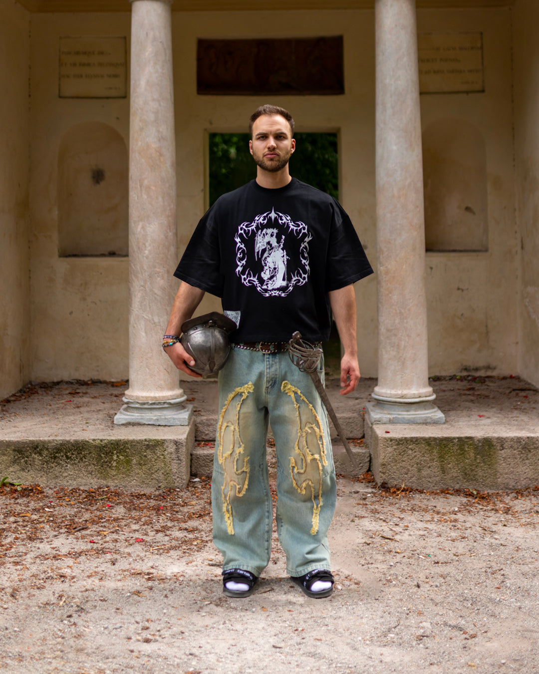 LITVRGIA SQUARE TEE BLACK