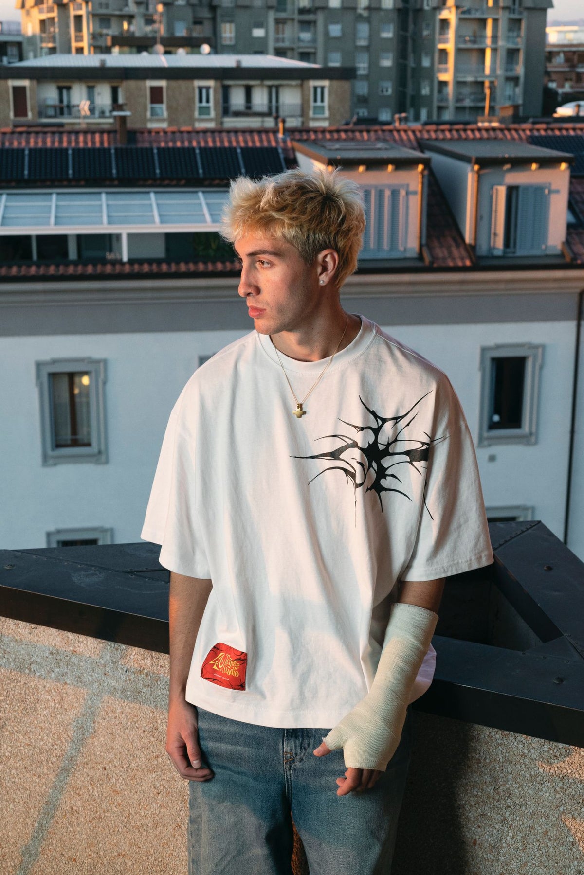 NEOTRIBAL SQUARE TEE WHITE