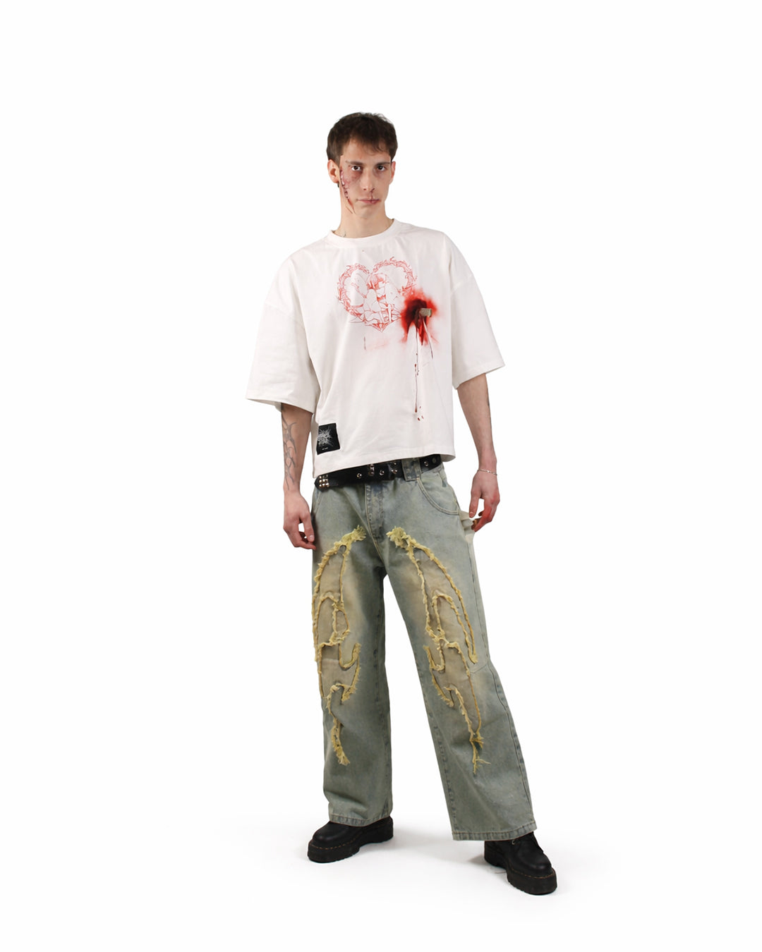 CRY FOR ME SQUARE TEE red white